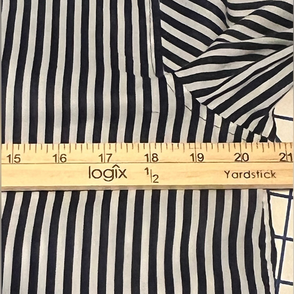 ANTHROPOLOGY HOLDING HORSES BUTTON UP LONG SLEEVE TOP SZ SM CONVERTS TO TIE - Picture 9 of 10
